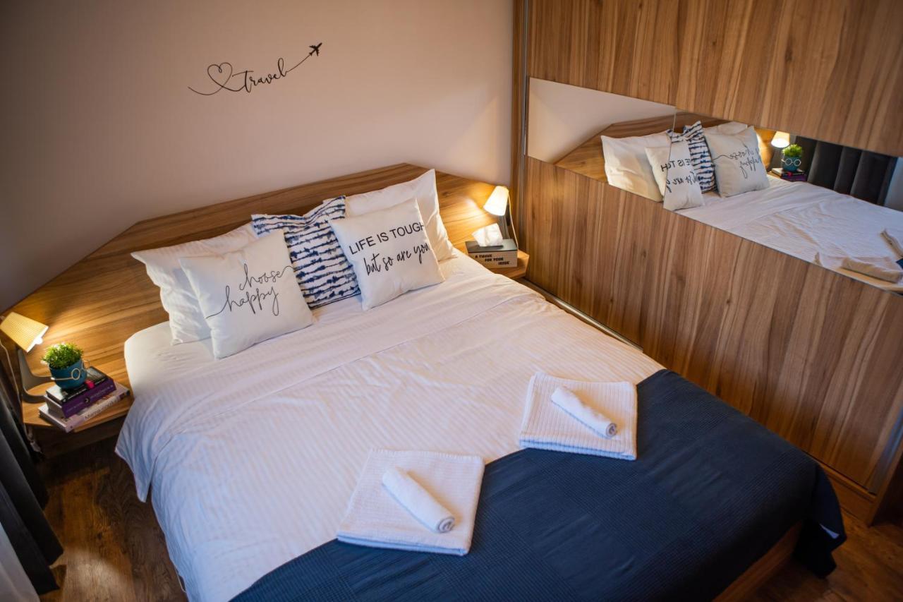Henriett'S Cosy Place Satu Mare Exterior foto